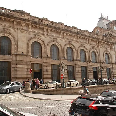 Home4you Downtown 아파트 *