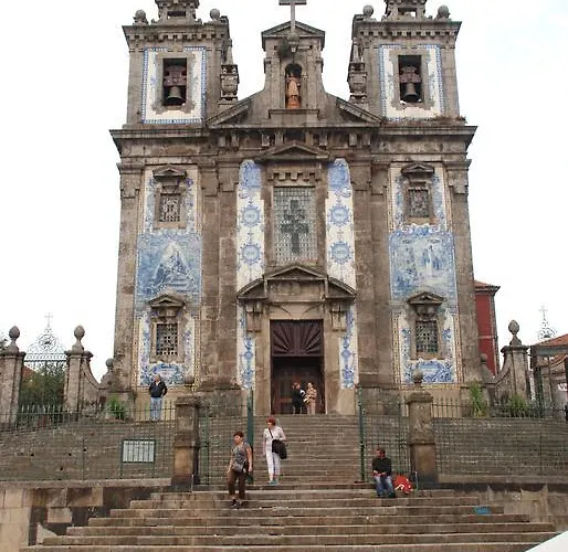 Home4you Downtown Apartman *